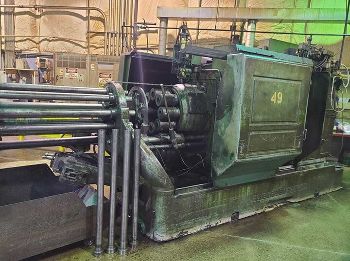 Machine with several tubes